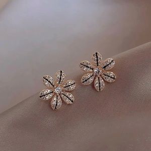 925 Sterling Silver Rhinestone Flower Stud Earrings